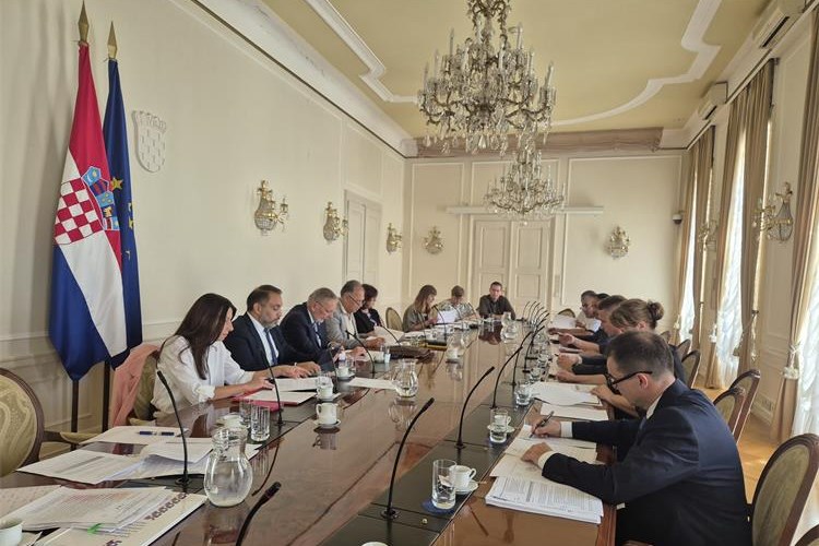 Slika /slike/Naslovna.jpg